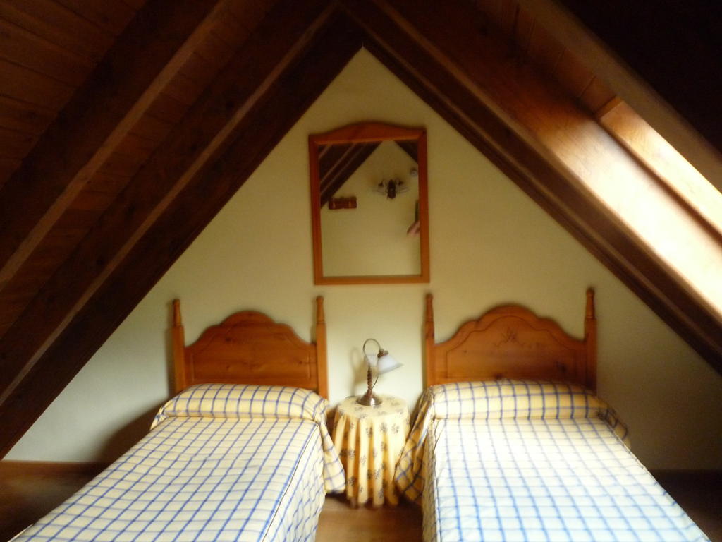 Casa Es Neres Hotel Les Bilik gambar